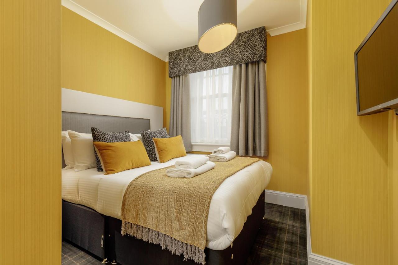 Destiny Scotland - Princes Street Residence Единбург Екстер'єр фото