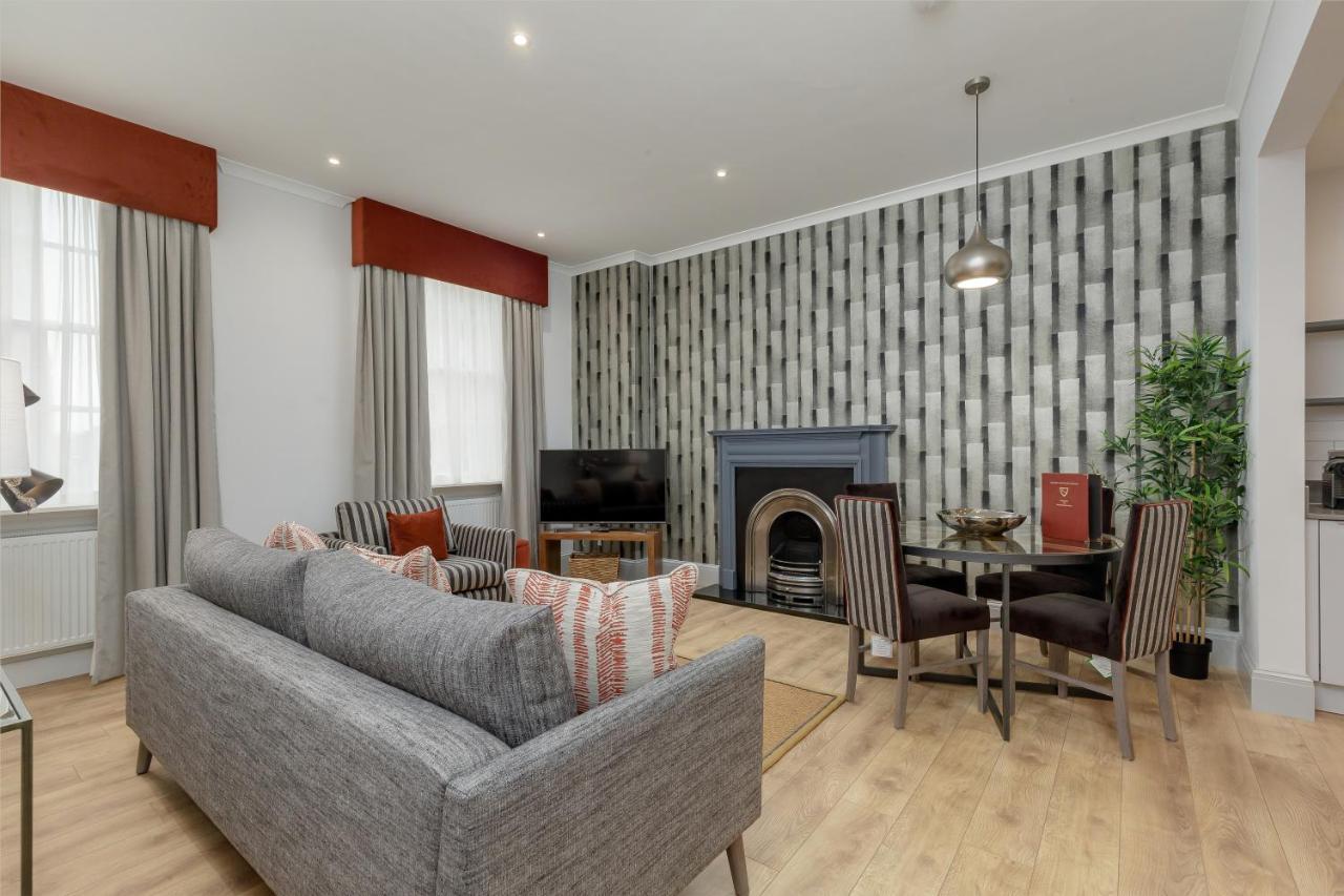 Destiny Scotland - Princes Street Residence Единбург Екстер'єр фото