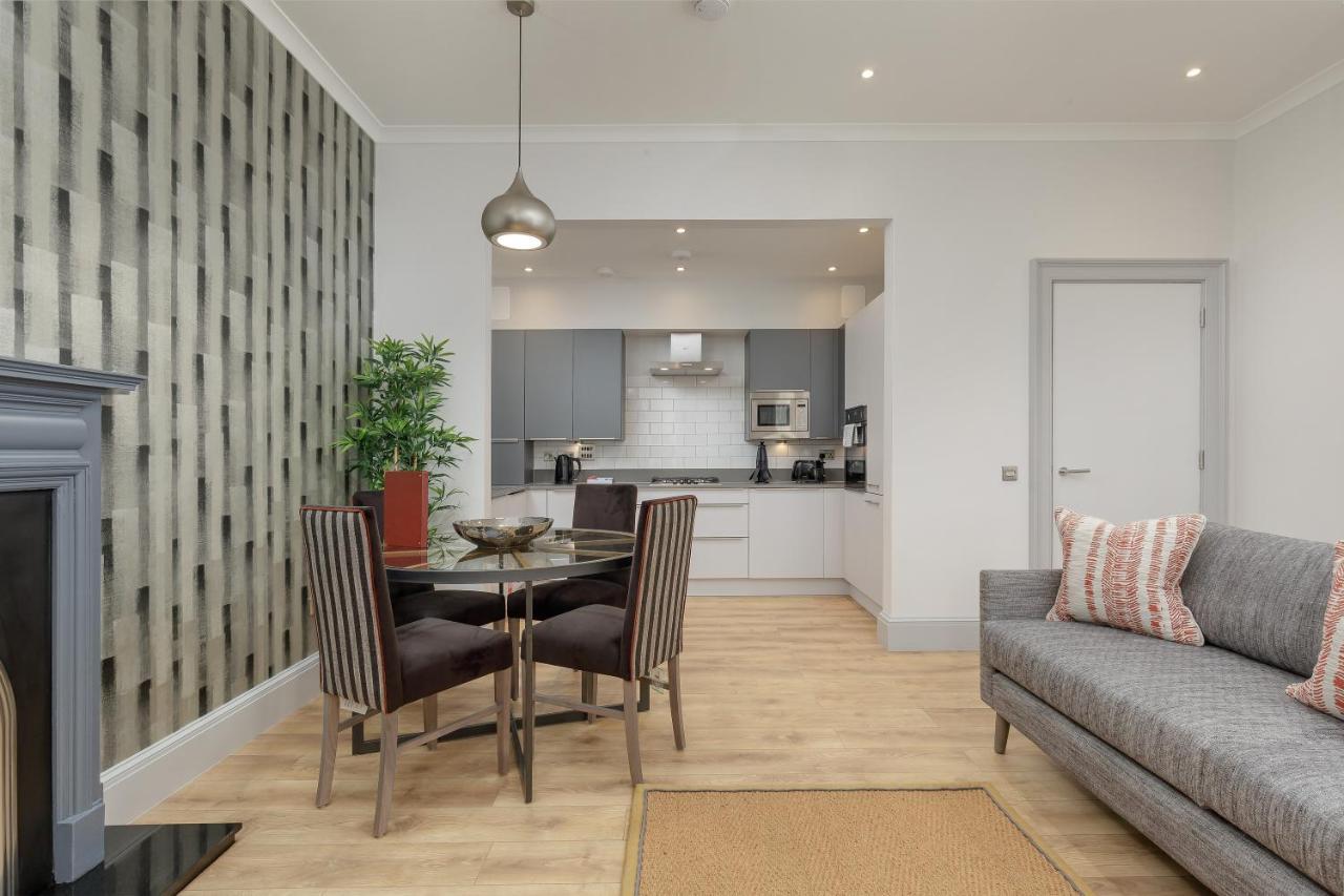 Destiny Scotland - Princes Street Residence Единбург Екстер'єр фото