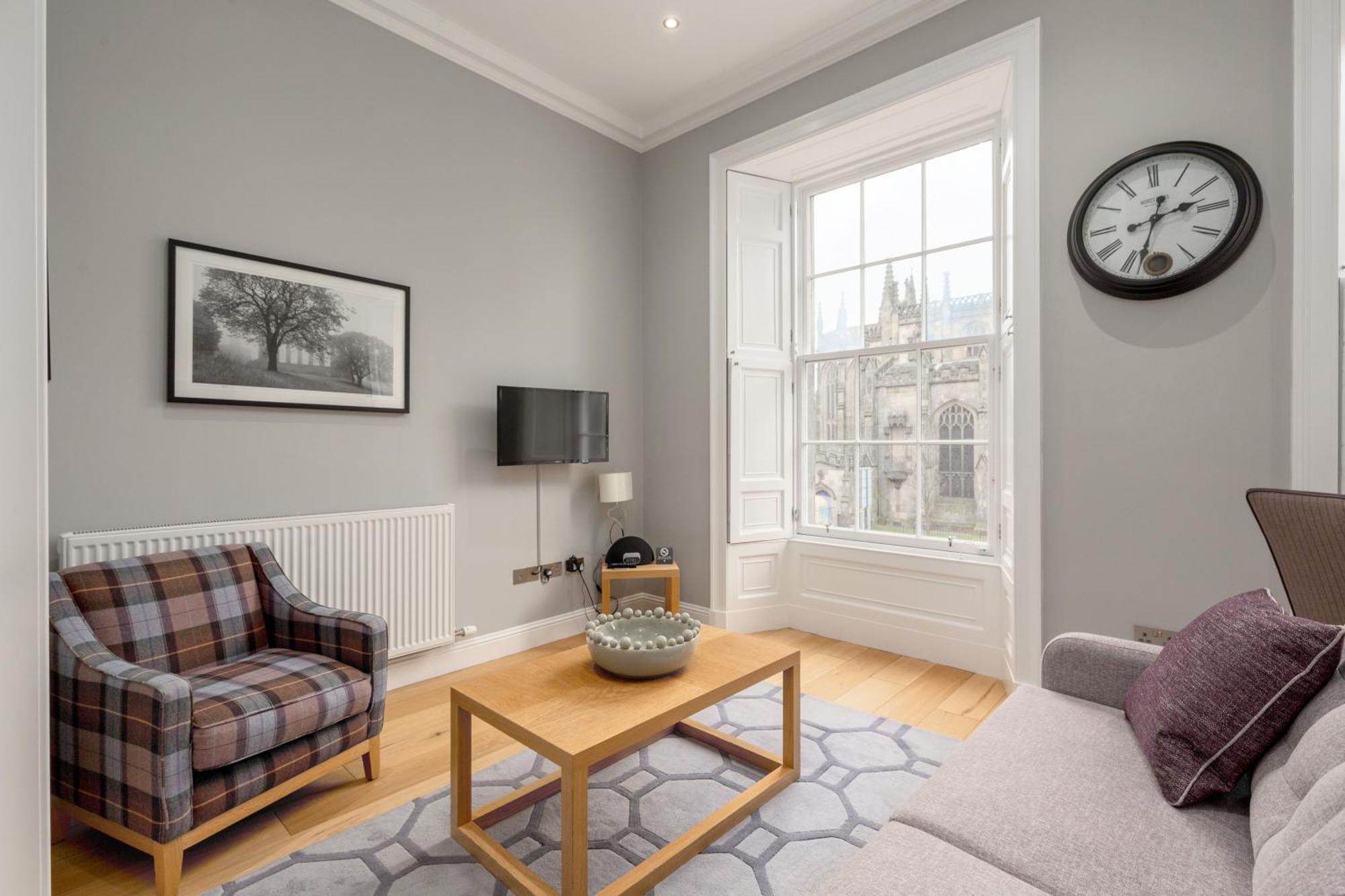 Destiny Scotland - Princes Street Residence Единбург Екстер'єр фото