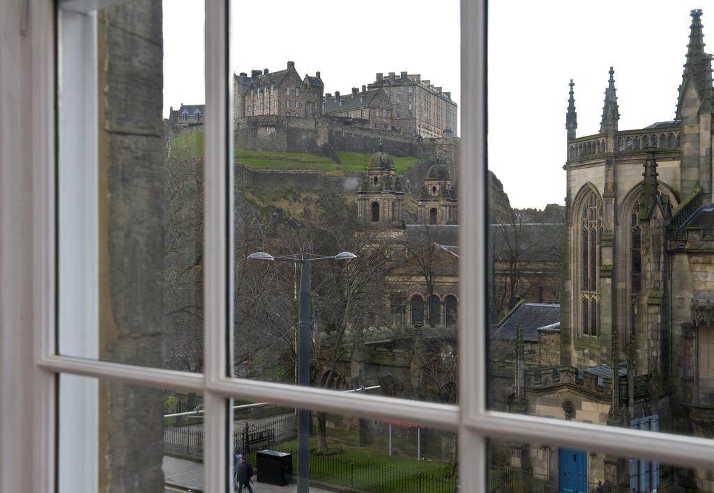 Destiny Scotland - Princes Street Residence Единбург Номер фото